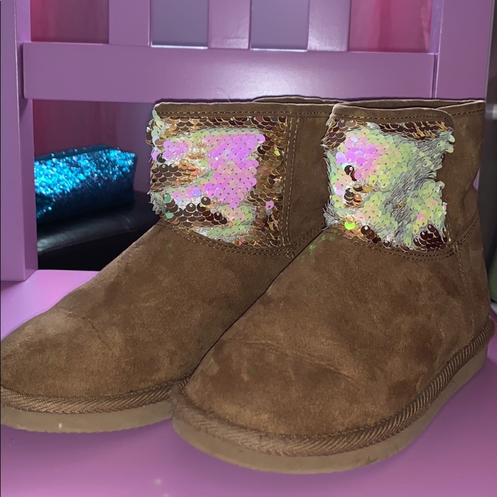 Girls Boots